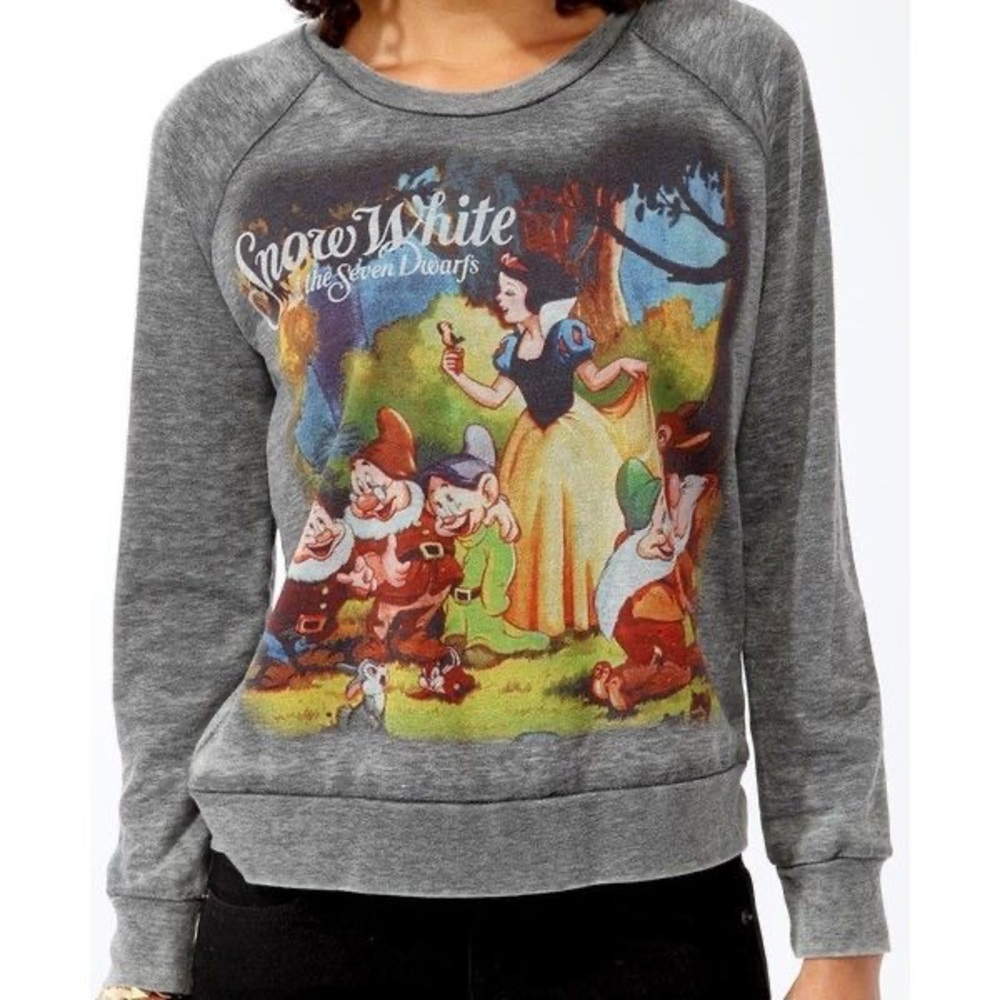 Snow White and the Seven Dwarfs Gray Gray Sweatshirt Disney Small